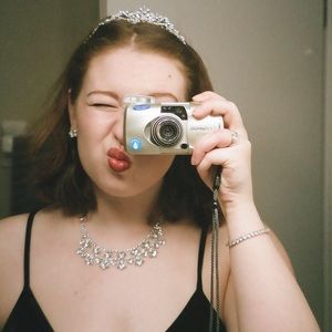 Meet your Posher, Casey